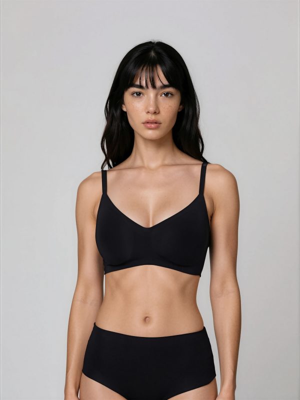 Nuvola: nuova corsetteria basic Jadea